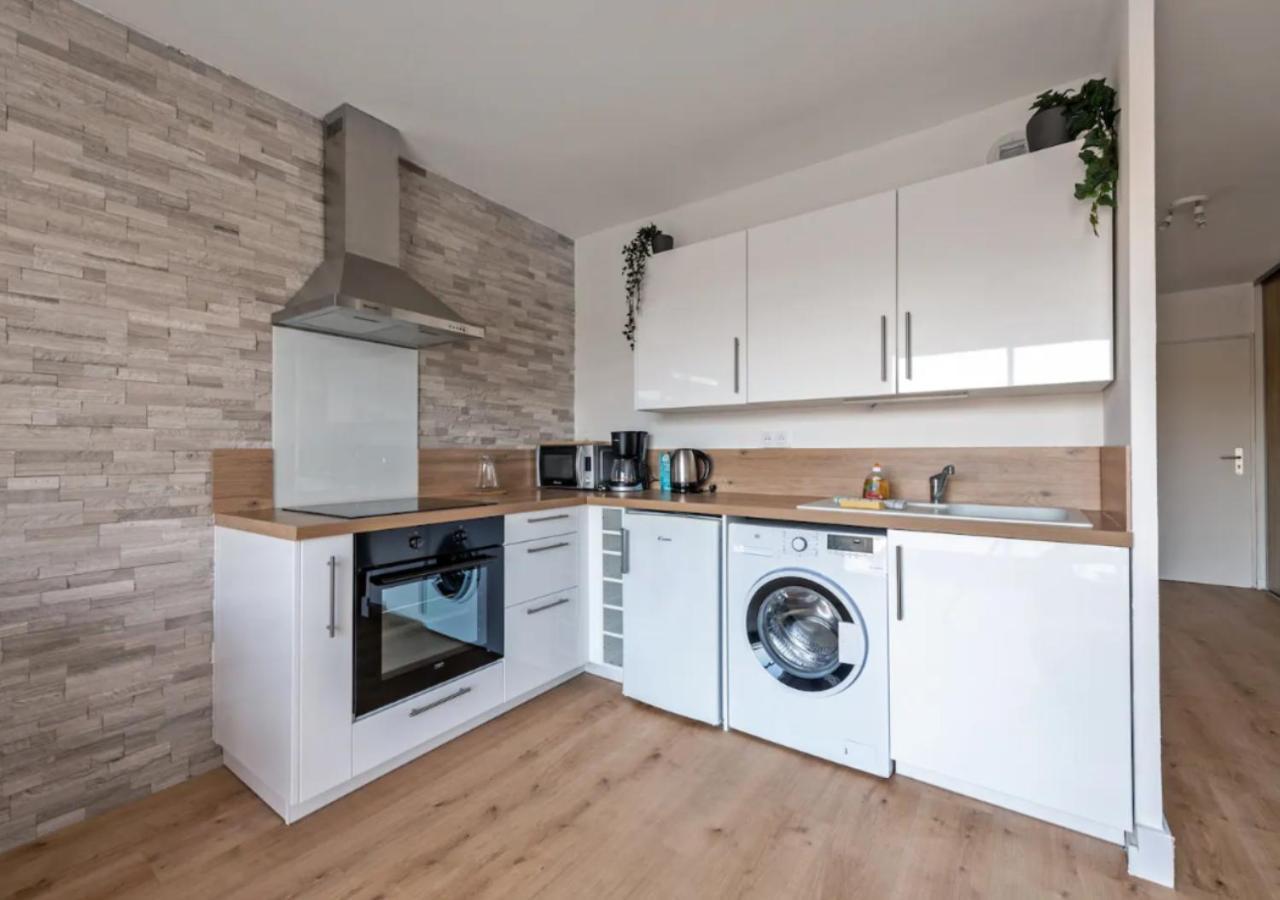 Charmant Appartement Vue Mer - 普劳戈维林 外观 照片